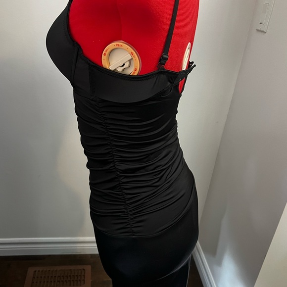 Black shape-wear - Picture 4 of 7